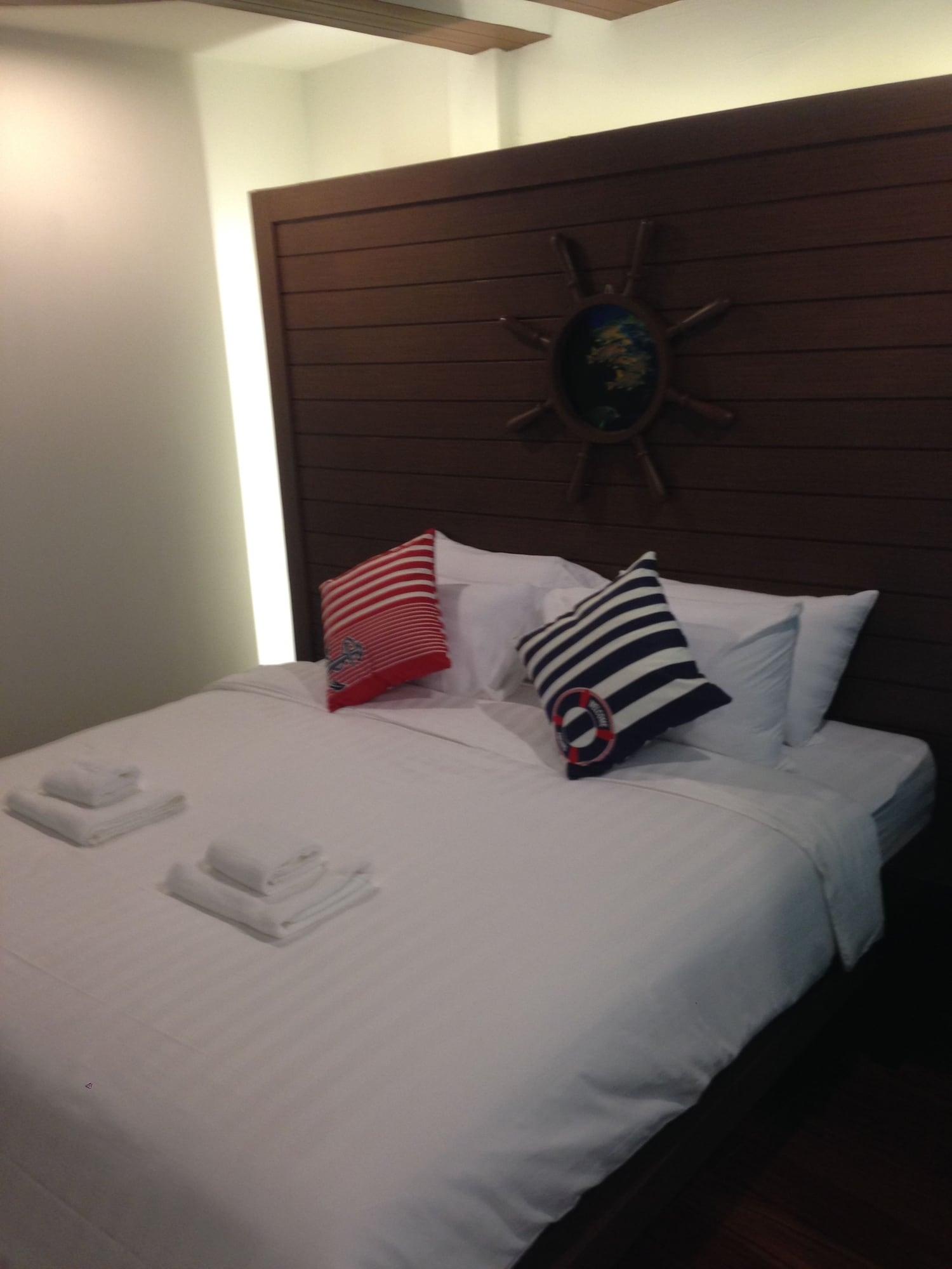 Bed By Cruise Hotel At Samakkhi-Tivanont Nonthaburi Esterno foto
