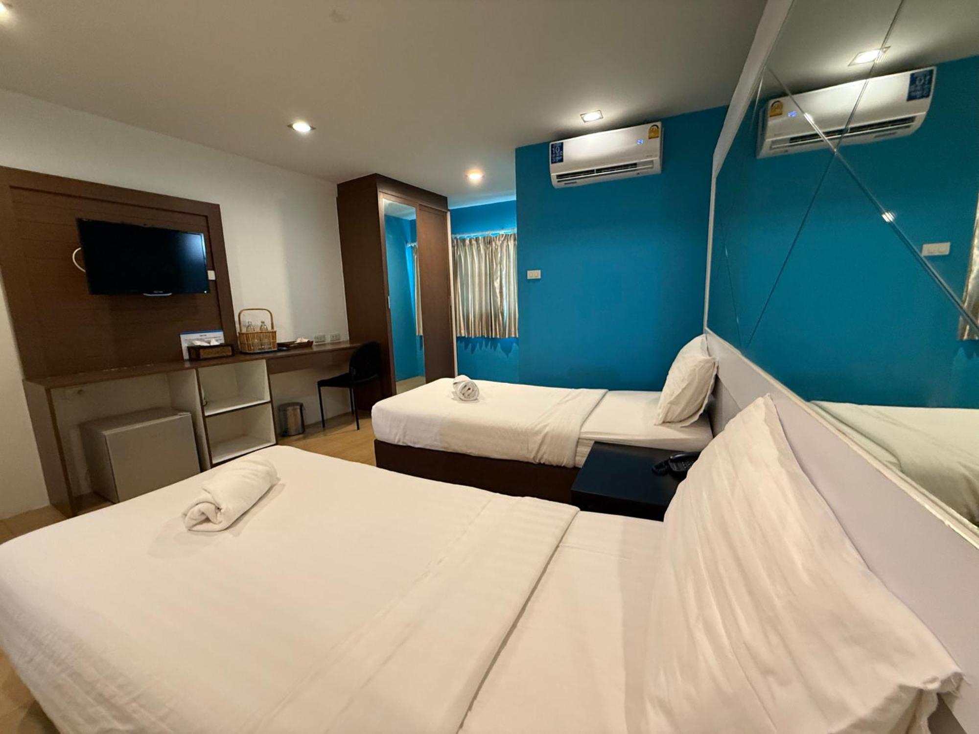 Bed By Cruise Hotel At Samakkhi-Tivanont Nonthaburi Esterno foto
