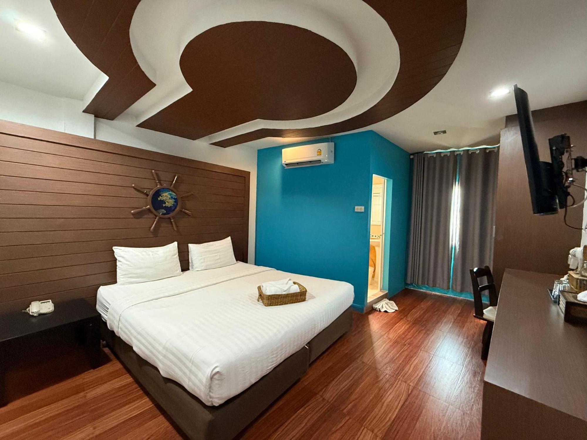 Bed By Cruise Hotel At Samakkhi-Tivanont Nonthaburi Esterno foto
